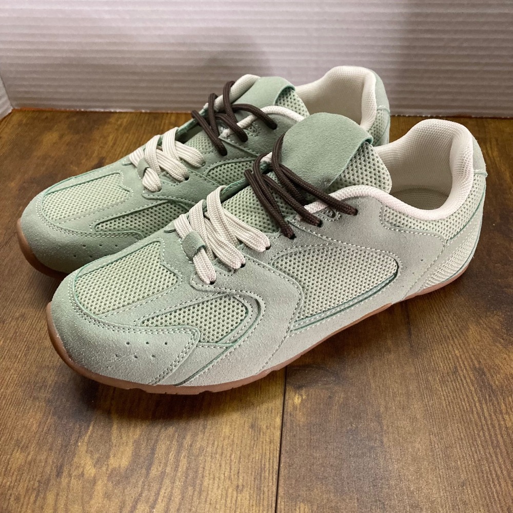 Berness Women's Sage Green Suede Mesh‎ Lace Up Sneakers Size 8